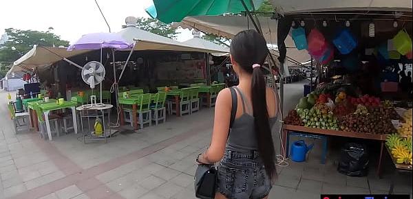 trendsPetite amateur Asian teen with her boyfriend out for lunch